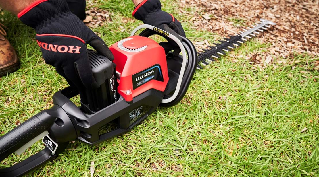 Honda HHH36 Battery Hedge Trimmer